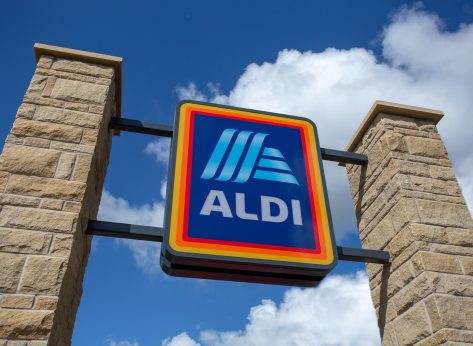 Aldi Shoppers Are Fawning Over a $4 Pizza Cookie 