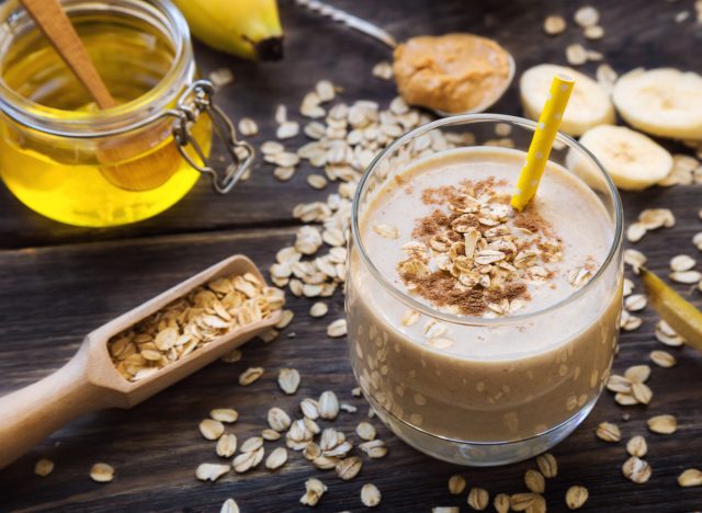 banana peanut butter oat smoothie