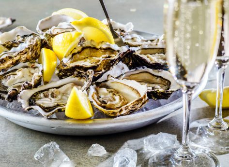 10 Restaurant Chains With the Best Oysters